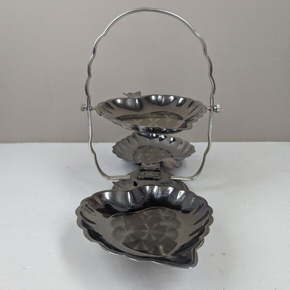 Vintage 3-Tiered Folding Serving Dish – Made in Hong Kong – Leaf Trays - Picture 8 of 10